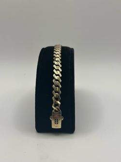 10k Cuban Link  bracelet