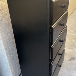 $120: 5 Drawer Tall Dresser