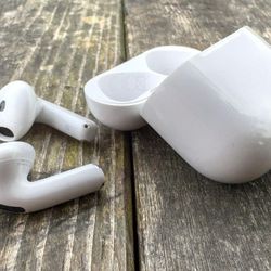 Apple AirPods 4