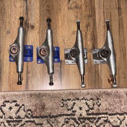 Skate Trucks
