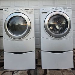 Maytag Washer And Dryer Set (Gas Dryer)