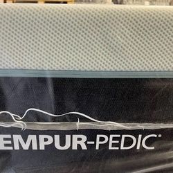 Brand New King Size Tempur Pedic Pro Breeze 1.0 Medium Firm Pure Cool Mattress!!