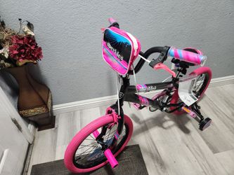 Kend Bike Bmx Girl 18 new Ready to ride good condition
