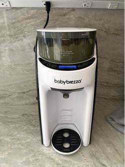 Baby Brezza formula dispenser