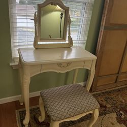 Cream Carved Vanity & Upholstered Stool | Vintage Elegance with Ornate Detailing