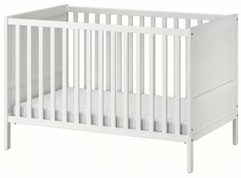 FREE - crib with mattress (white)