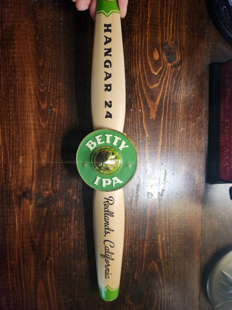 Hanger 24 Betty IPA Handle
