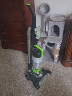 Bissell PowerForce Helix Turbo Rewind Vacuum