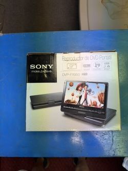 Sony DVP-FX950 Portable DVD Player – 9" Swivel Screen, Original Box & Accessories