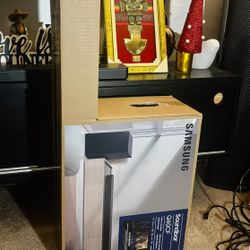 Samsung Soundbar (HW-Q60CF) Dolby Atmos Home Theater – Powerful 3.1ch Surround Sound w/ Wireless Subwoofer