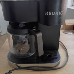 Keurig K-Duo Single Serve & Carafe Coffee Maker