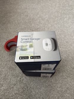 Chamberlain Smart Garage Control myQ-G0401Wireless Smart Garage Hub and Control