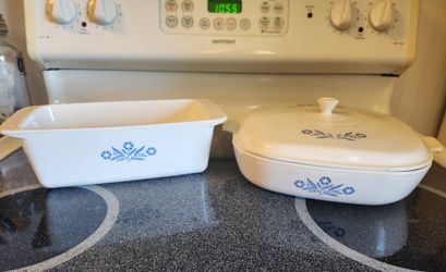 Classic Corning Ware Blue Cornflower set includes a P-315 2-quart loaf pan and a P-10-B 10-inch square casserole dish with a matching lid