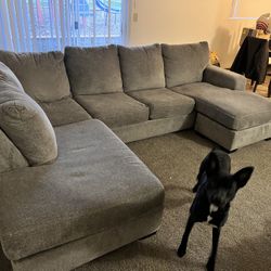 O'Phannon 2-Piece Sectional with Chaise