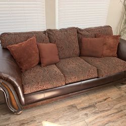 Free Couch And Love Seat 