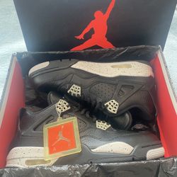 Air Jordan 4 Retro 