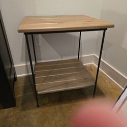 L.L BEAN PINE END TABLE 