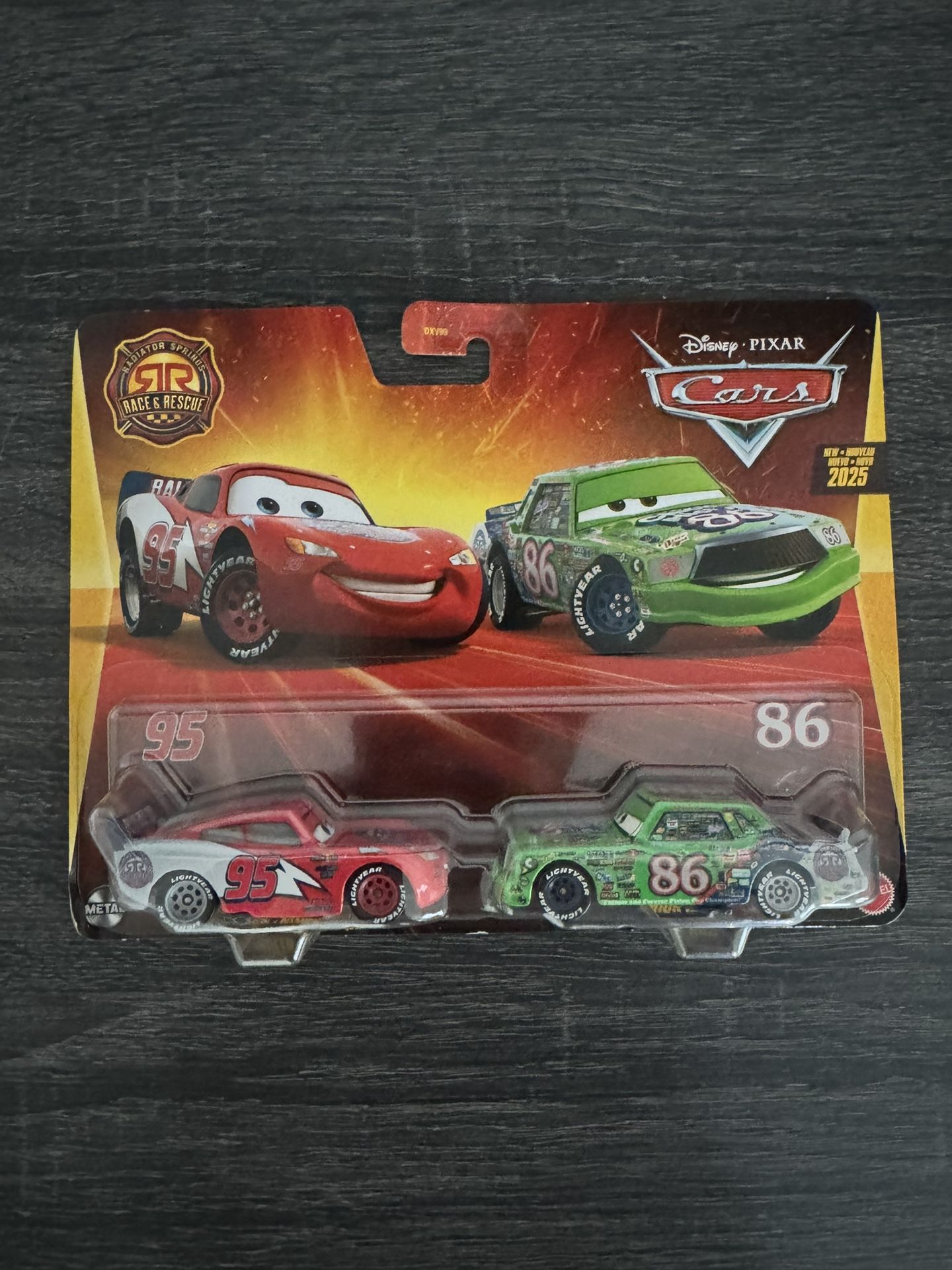 DISNEY PIXAR CARS 2025 RACE & RESCUE LIGHTNING MCQUEEN CHICK HICKS