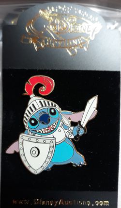 Disney Auctions Stitch Knight pin