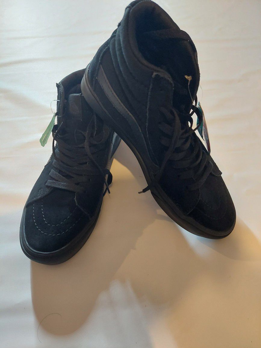 Vans-Sk8 Hi Black Shoe