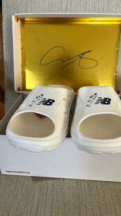Ohtani slides By New balance
