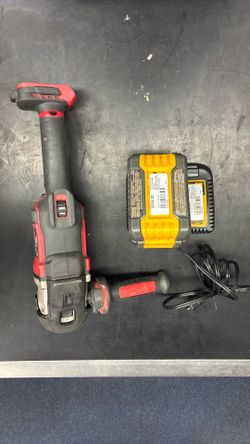Mac Tools MCM849 7” Rotary VS Polisher with Dewalt 9Ah Flex Volt battery & Charger (70492565)