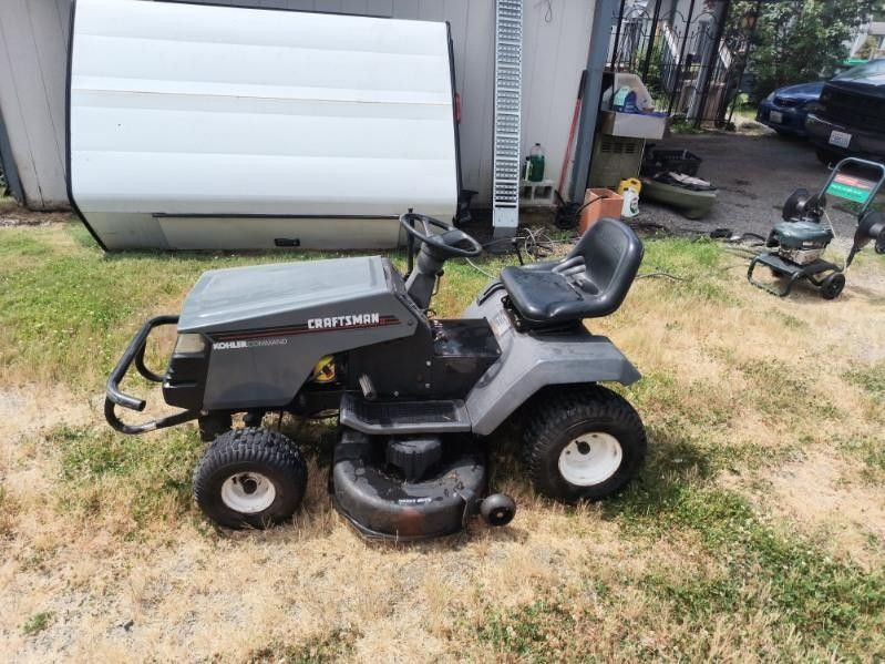 Craftsman pillower command Riding Mower