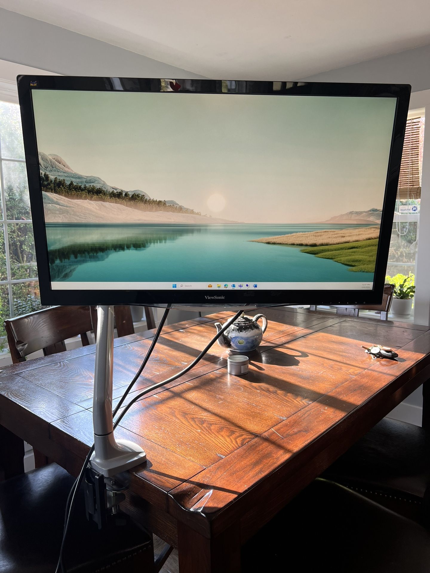 Monitor & Desk Mount