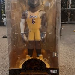Big Funko Pop Gold Tall LeBron James Yellow Jersey #6 Brand New In The Box Unopened
