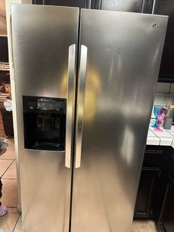 LG refrigerator