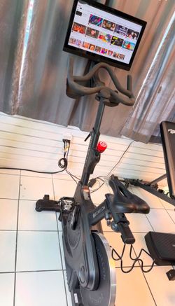 Echelon Connect Indoor Cycling Bike