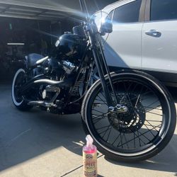 2007 Harley Davidson Soft Tail Custom 1200cc