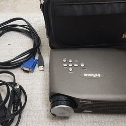 InFocus LP70+ (DVI, DLP)