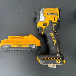 Dewalt 1/4” Atomic impact driver kit