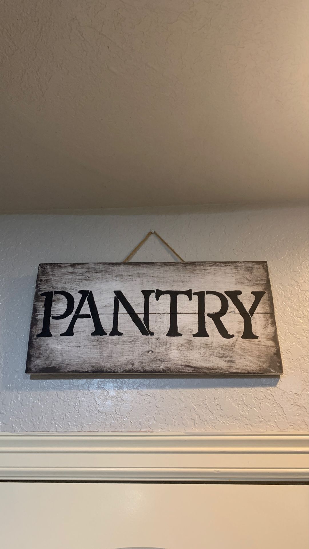 Wood pantry sign, customizable !