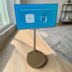 Rotating Smart TV & Floor Stand