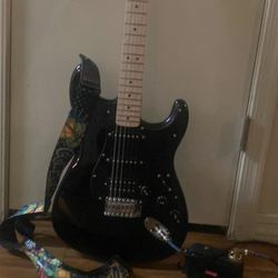 Squier Sonic Stratocaster HSS With Mini Amp Power Grid 