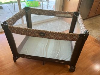Graco pack n play