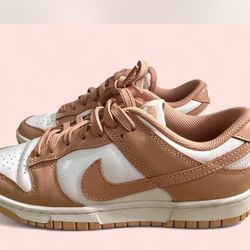 Nike dunks Dusty rose 