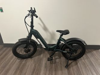 Aventon Bike (in Red)