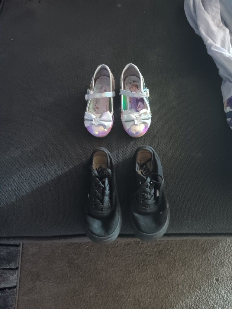 Used Clothes & Shoes Good Condition 