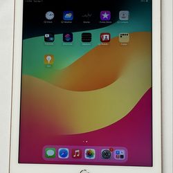 Apple iPad 6 6th Generation  9.7” 32GB Wi-Fi + UNLOCKED Cellular Tablet Gold