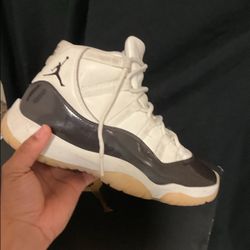 Air Jordan 11 Retro ‘Neapolitan’ 