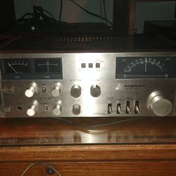 Mitsubishi DA c7 preamp and tuner