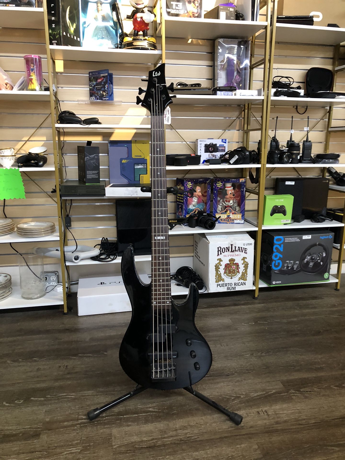 ESP LTD B55 5-string Bass
