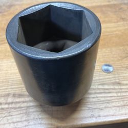 CATERPILLAR 3 1/8” 6 Point Impact Socket 1” Square Drive