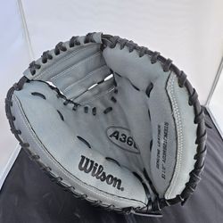Wilson A360 Carbonlite Series 31.5 Inch Youth Baseball Catcher's Mitt RHT