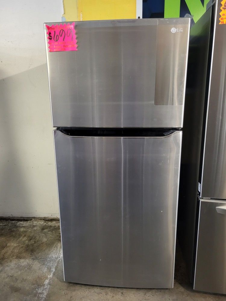 New LG Top Freezer Refrigerator 30\