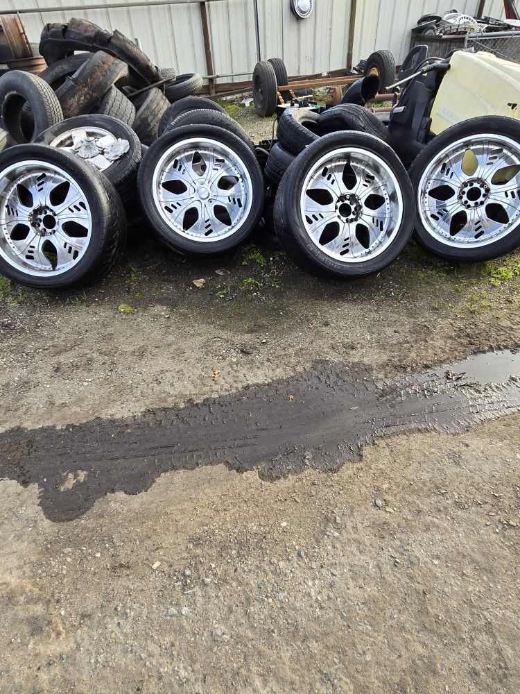 6 LUG CHEVY OR GMC WHEELS