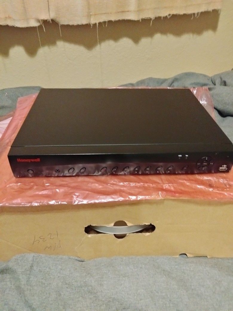 Honeywell 16 Channel Security DVR